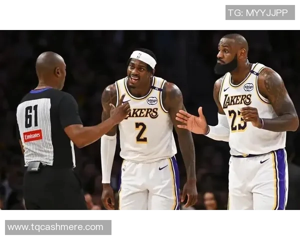 火箭队与湖人队激战精彩瞬间回顾及赛后分析