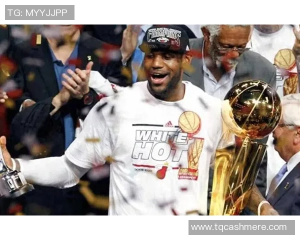 詹姆斯时期热火与勇士的巅峰对决与篮球传奇的交织之路